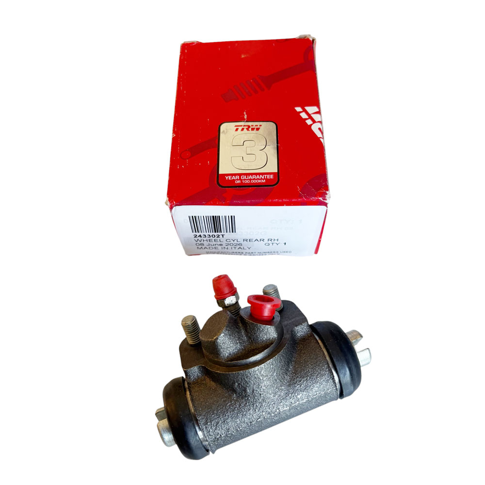 Right Hand Wheel Brake Cylinder 243302T